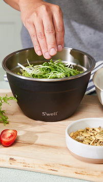 The Salad Bowl Kit Is All About Versatility - S'well